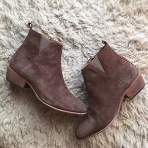 Rebels Bea Bootie in Taupe size 8